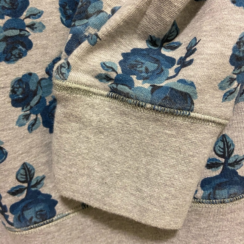 The North Face Gray Printed Sweatshirt Size - L - Picture 7 of 7